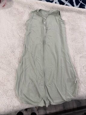 OOFOS Sage Green Sleeveless Baby Sleep Sack